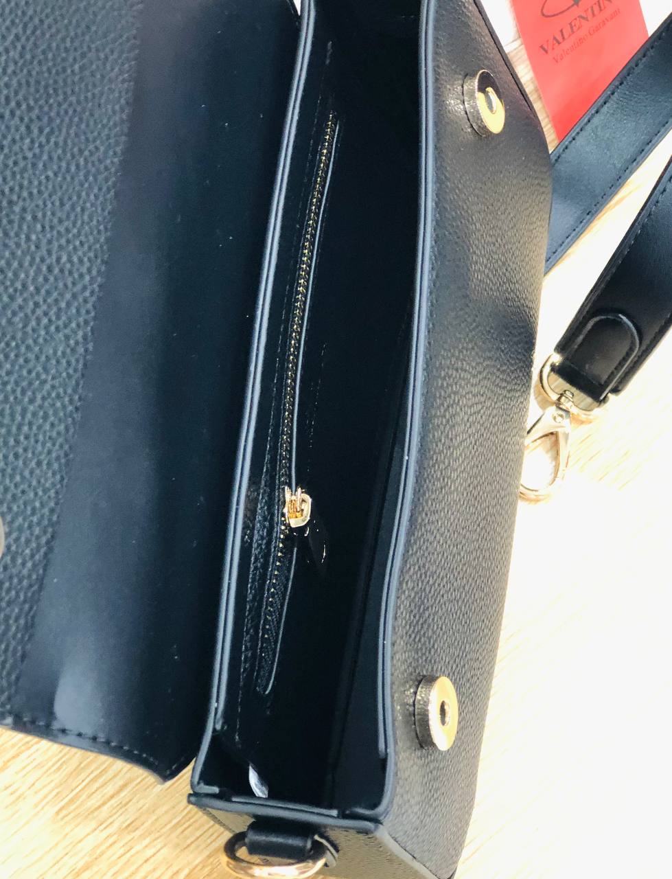 ♥️VALENTINO ♥️Code :691