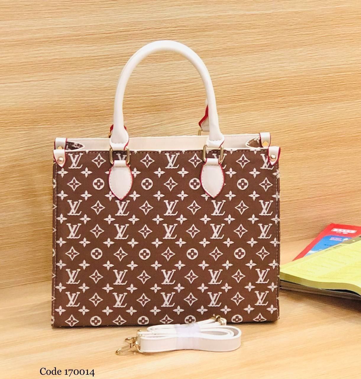 🤩 LV💃Code : 170014