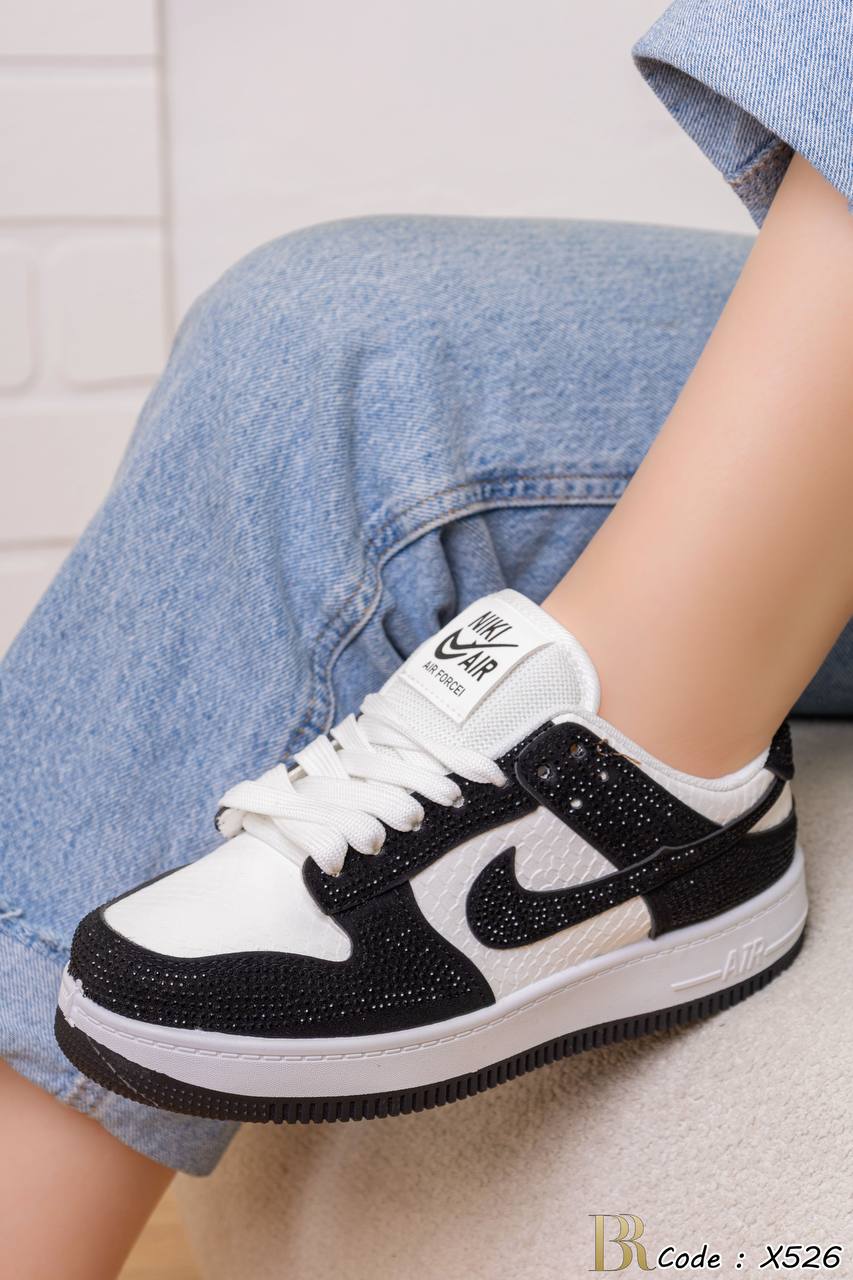 كوتشي Nike استرس الترند الجديد 🌙✨X526