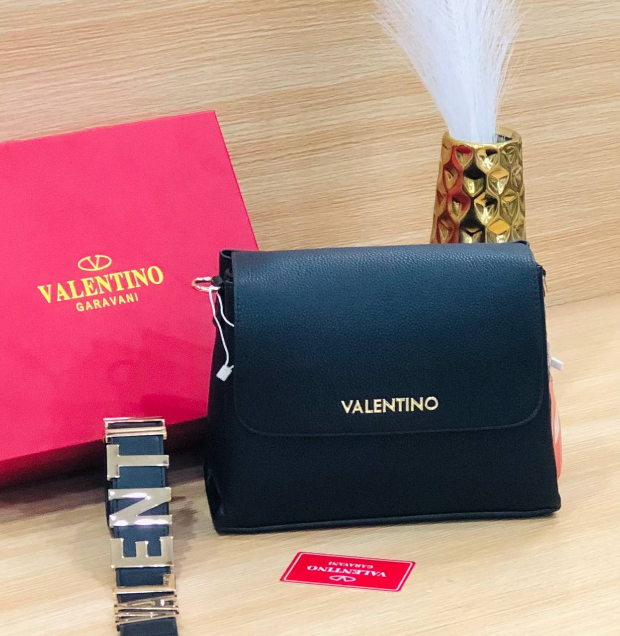 ♥️VALENTINO ♥️ Code :692