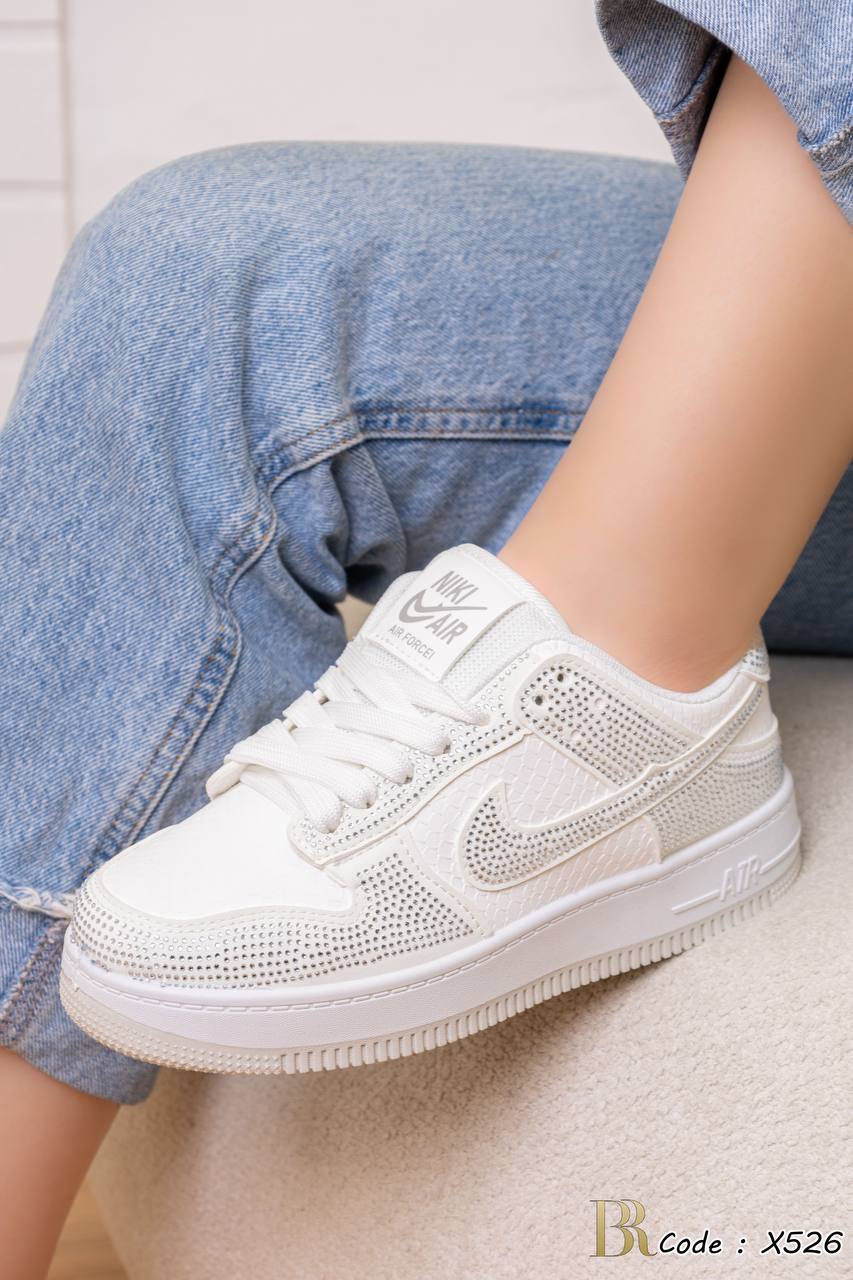 كوتشي Nike استرس الترند الجديد 🌙✨X526