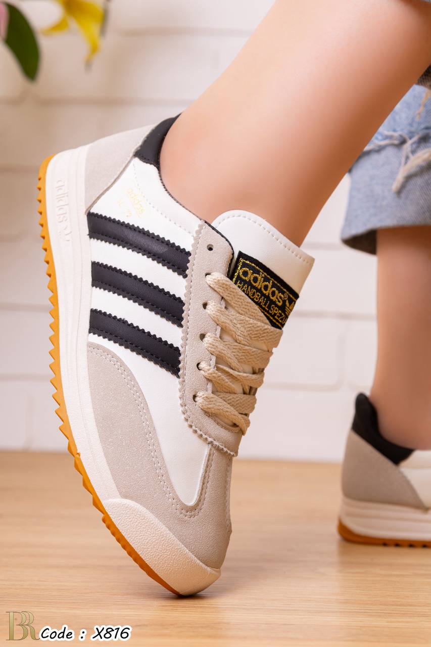 كوتشي adidas مستورد ترندي مووت 🤍✨Art X816