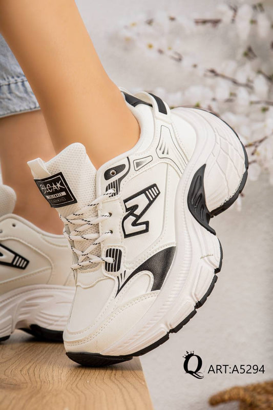 NEW BALANCE 😍😍A4294