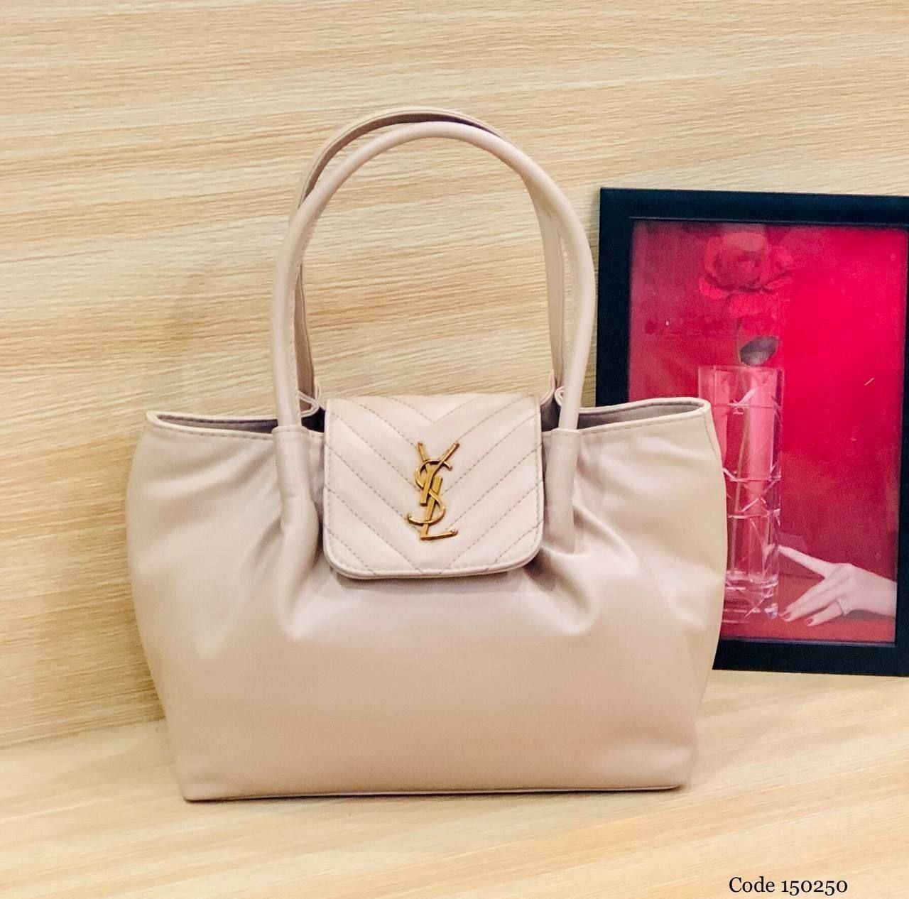 🤩 YSL 🤩
