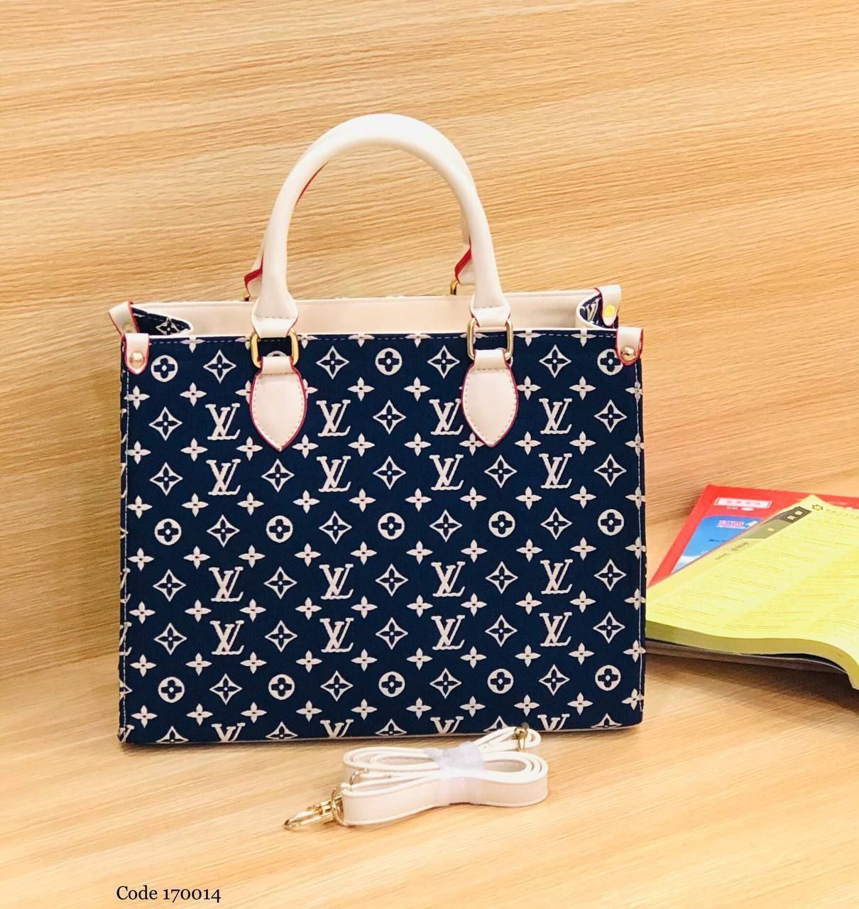 🤩 LV💃Code : 170014