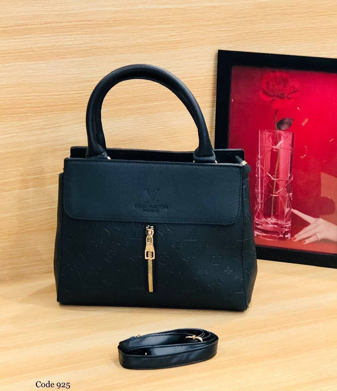 Code : 925 🤩 LV💃