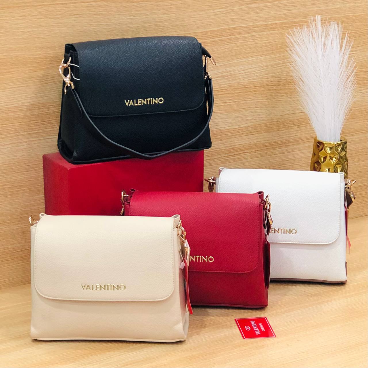 ♥️VALENTINO ♥️ Code :692