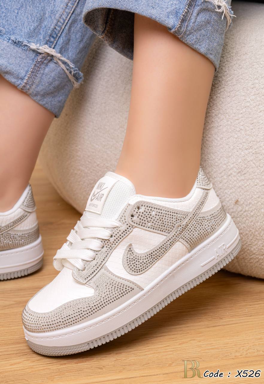 كوتشي Nike استرس الترند الجديد 🌙✨X526