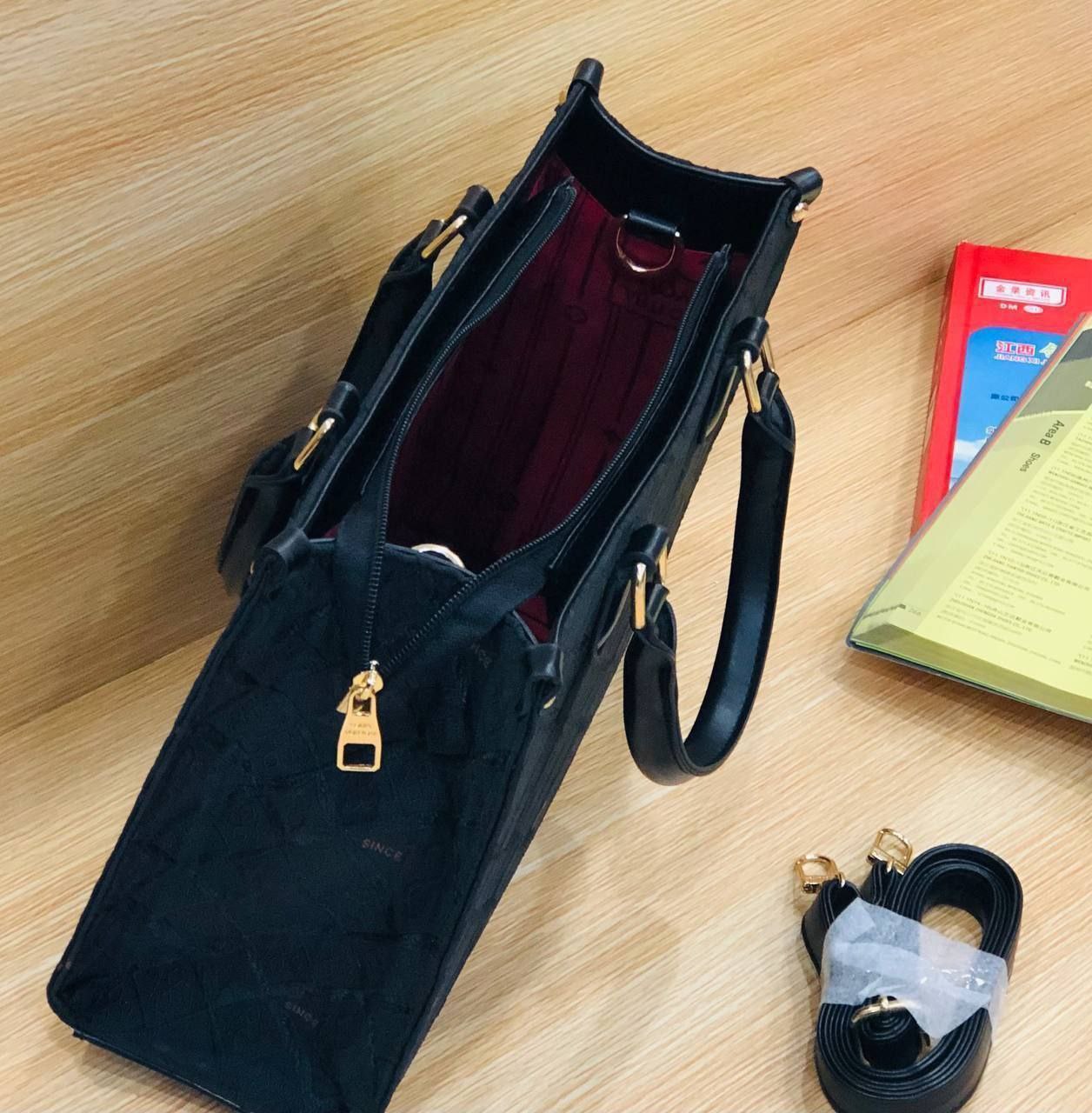 🤩 LV💃Code : 170014